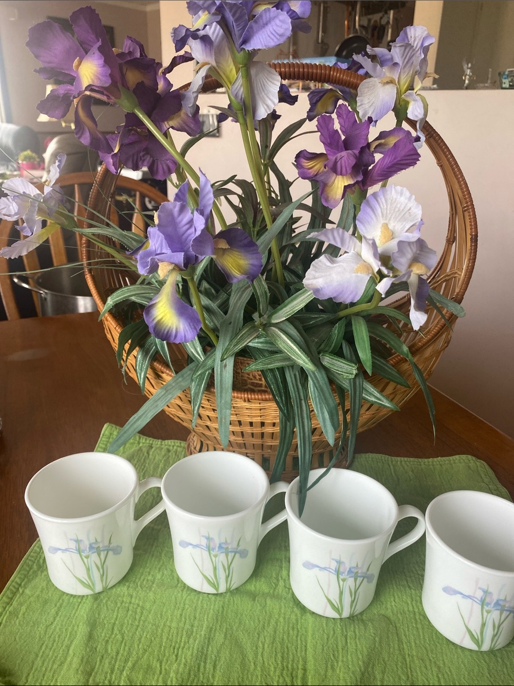 Corelle White SHADOW IRIS Mugs with Purple & Green Floral Pattern - Set of 4